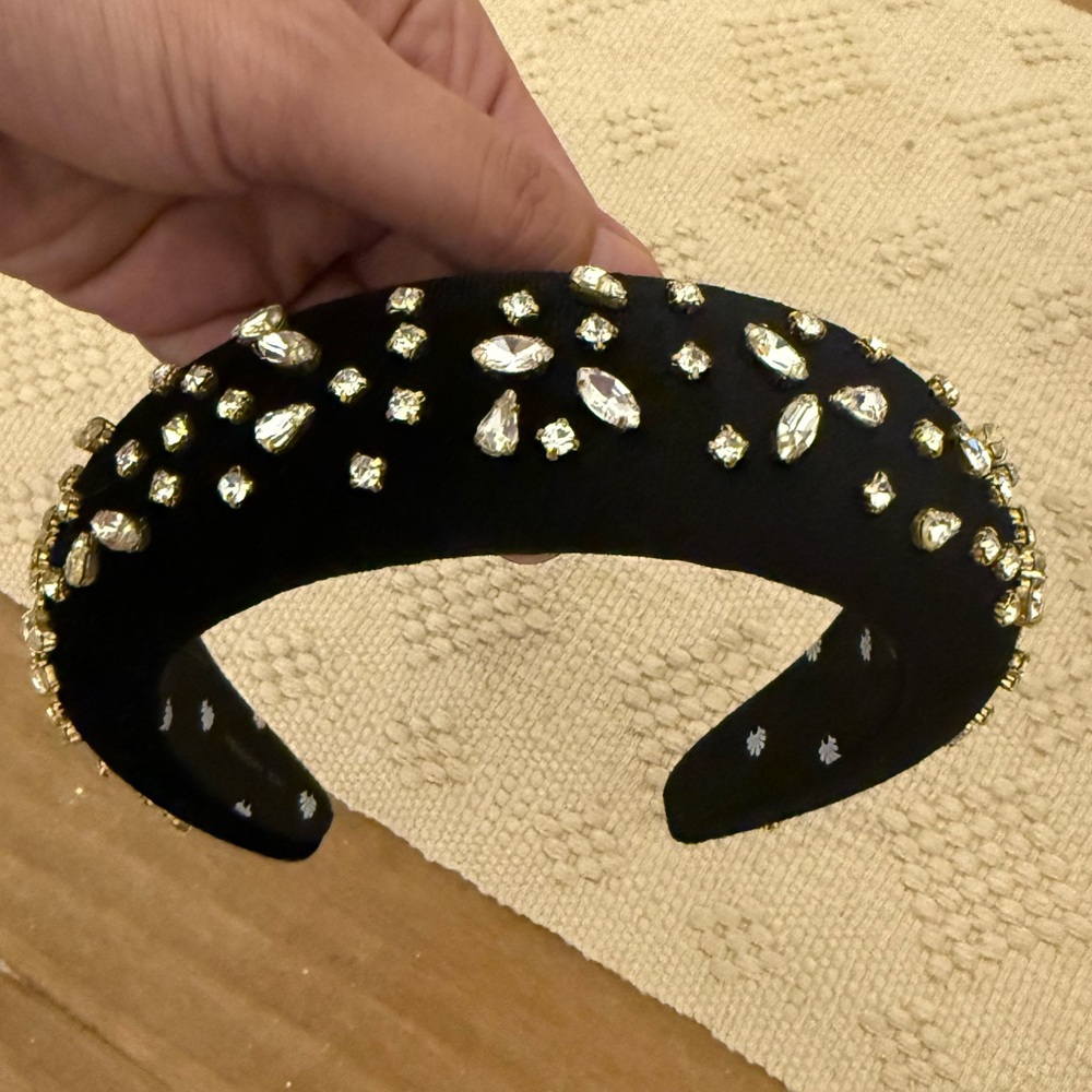 Lele Sadoughi Black Velvet Crystal Headband